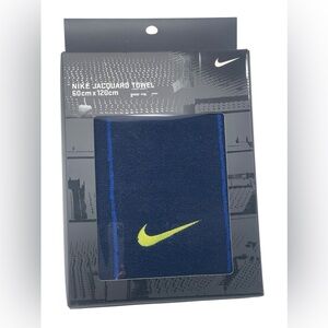 Nike Jacquard Towel New Shower Dorm Gym Travel Home
